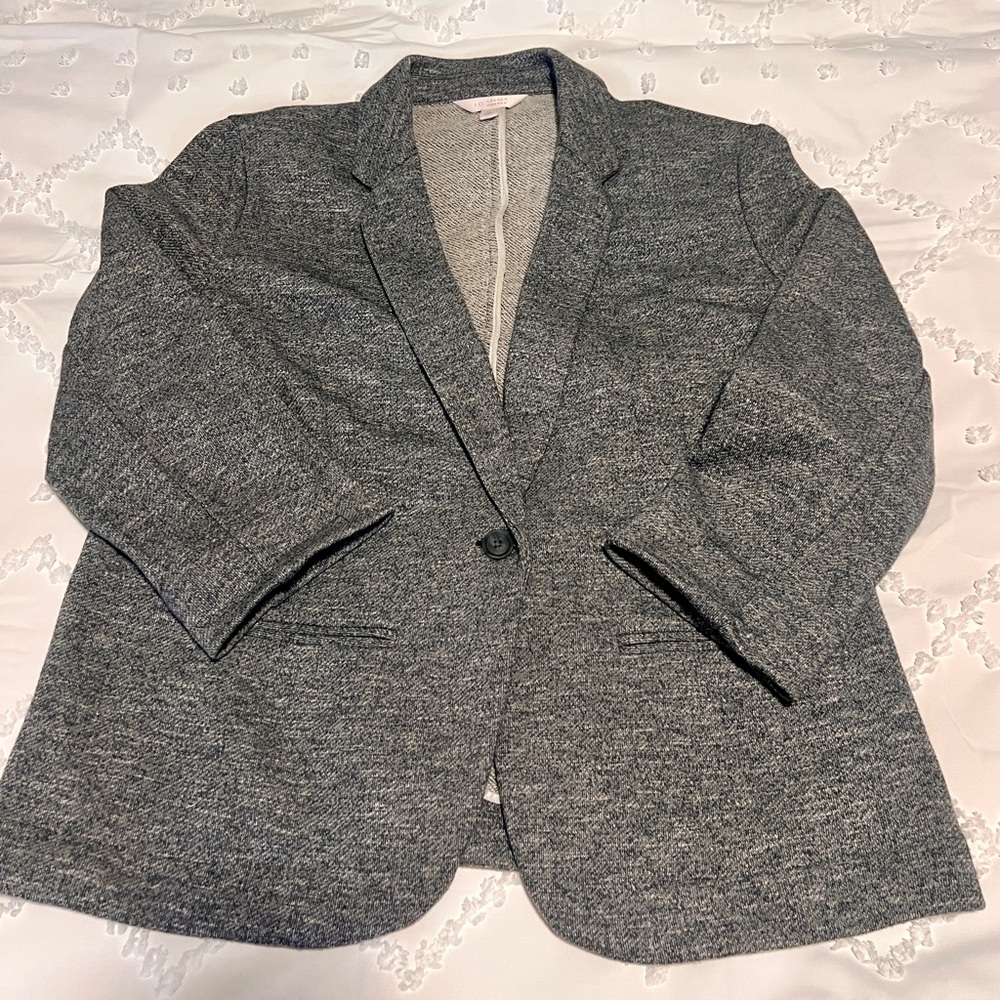 LC Lauren Conrad Gray Knit One-Button Blazer with 3/4 Sleeves and Notched Lapel